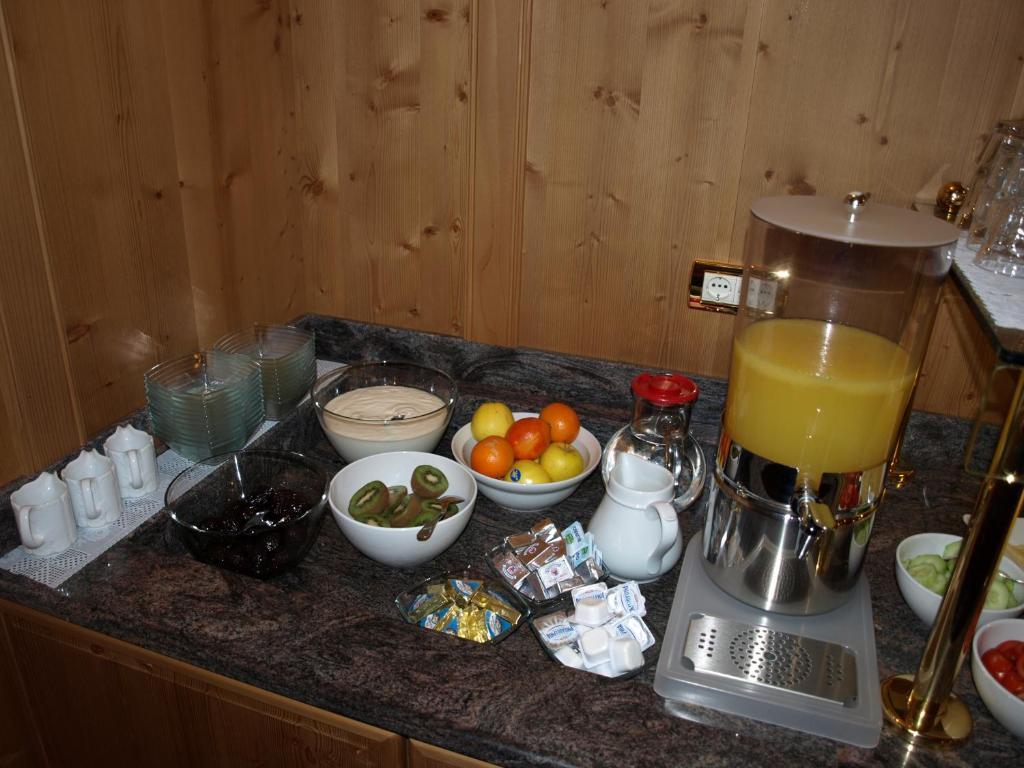 Garni Flurida Bed and Breakfast Σέλβα ντι Βαλ Γκαρντένα Εξωτερικό φωτογραφία
